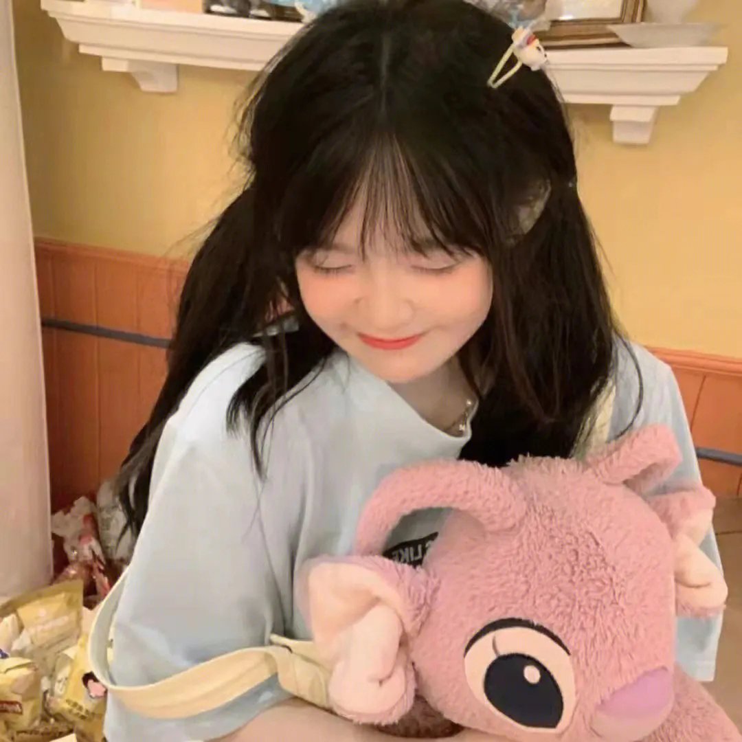 抓着彩虹的男人